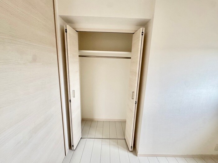 ｺﾝﾀﾞｸﾄﾚｼﾞﾃﾞﾝｽHIBIKINOの物件内観写真