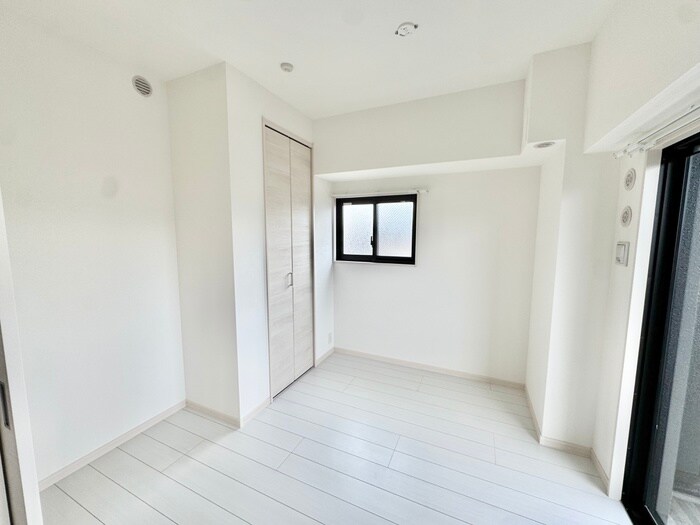 ｺﾝﾀﾞｸﾄﾚｼﾞﾃﾞﾝｽHIBIKINOの物件内観写真