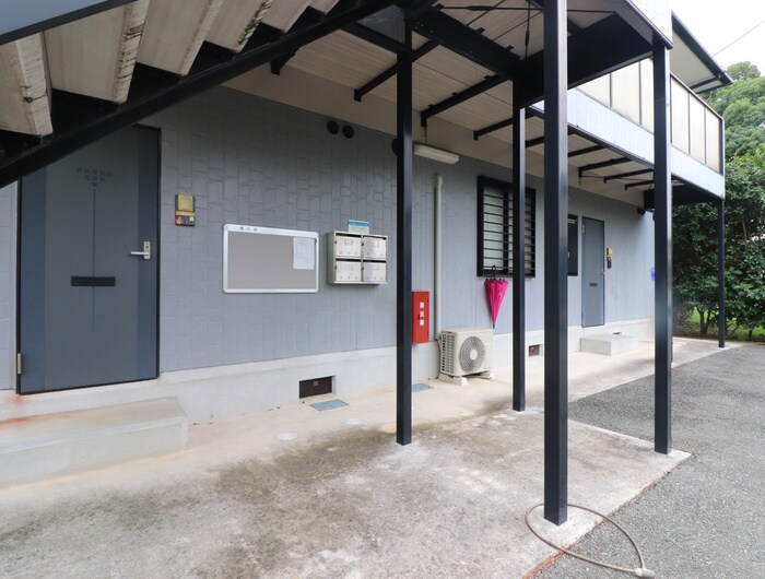 ウッドビレッジ和歌美台の物件外観写真