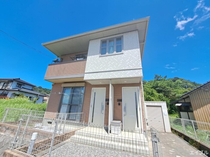 シエロアズ－ルの物件外観写真