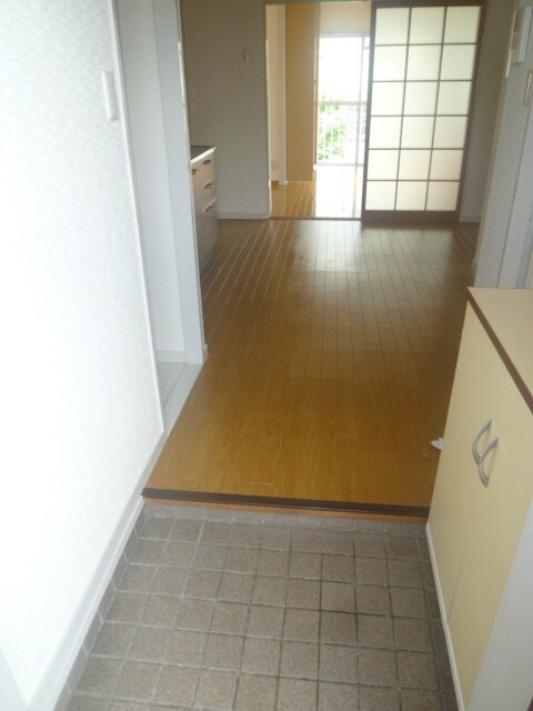 伊勢コーポの物件内観写真