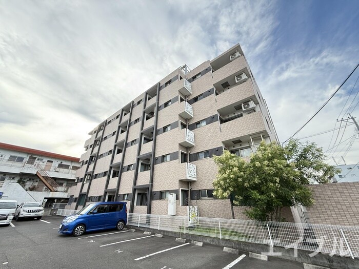 Mars cortの物件外観写真