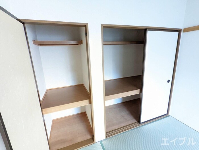 シャルマンハイム南方の物件内観写真