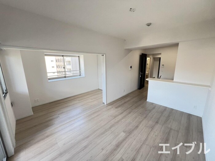 ラシュール・イン寺塚の物件内観写真