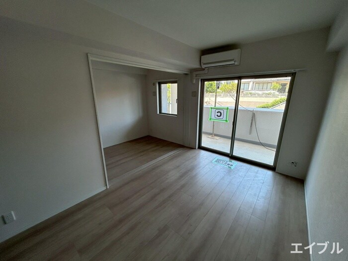 ラシュール・イン寺塚の物件内観写真