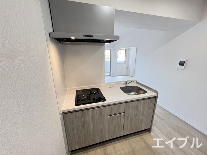 ラシュール・イン寺塚の物件内観写真