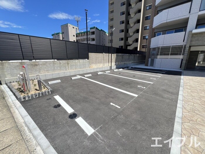 ラシュール・イン寺塚の物件外観写真