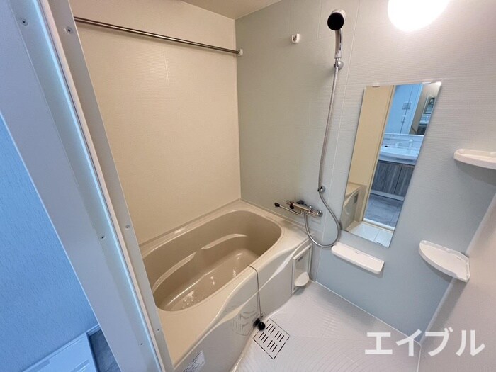 ラシュール・イン寺塚の物件内観写真