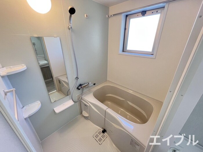 ラシュール・イン寺塚の物件内観写真