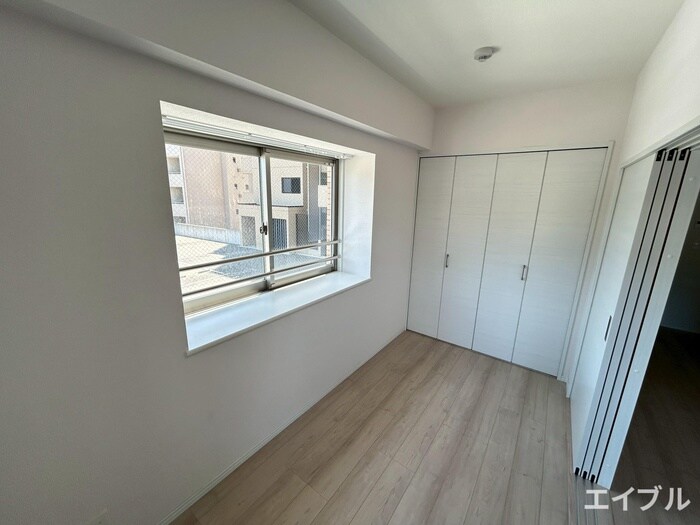 ラシュール・イン寺塚の物件内観写真