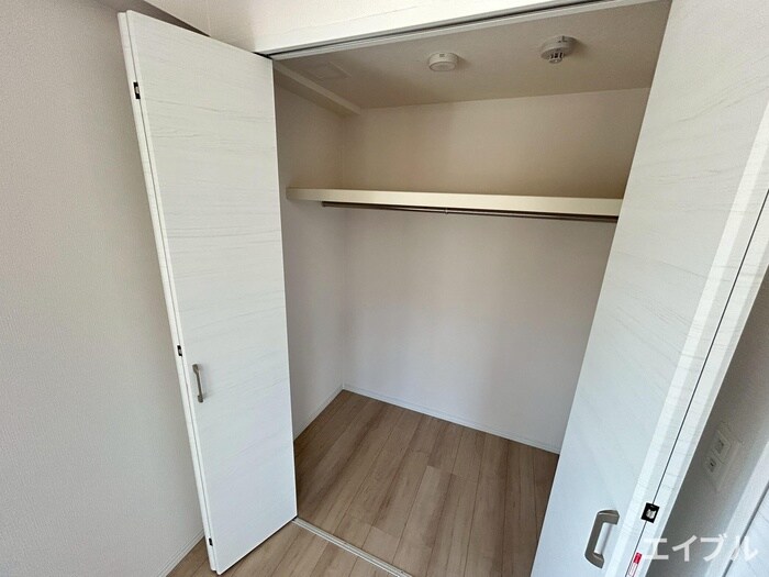 ラシュール・イン寺塚の物件内観写真