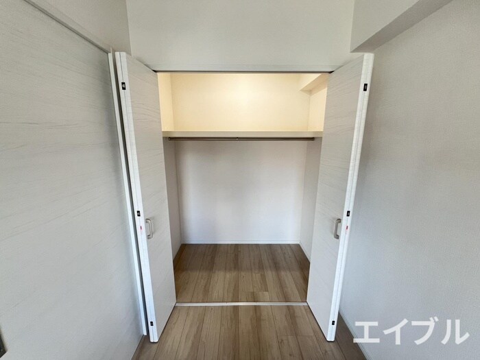 ラシュール・イン寺塚の物件内観写真