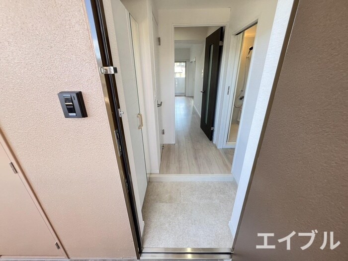 ラシュール・イン寺塚の物件内観写真