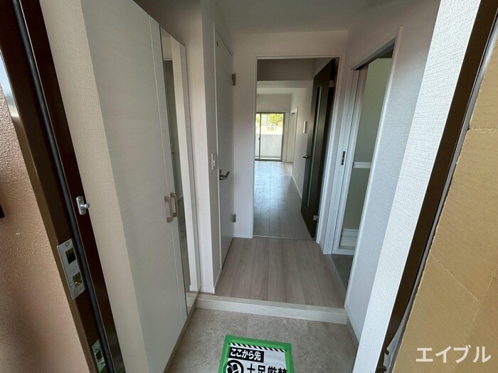 ラシュール・イン寺塚の物件内観写真