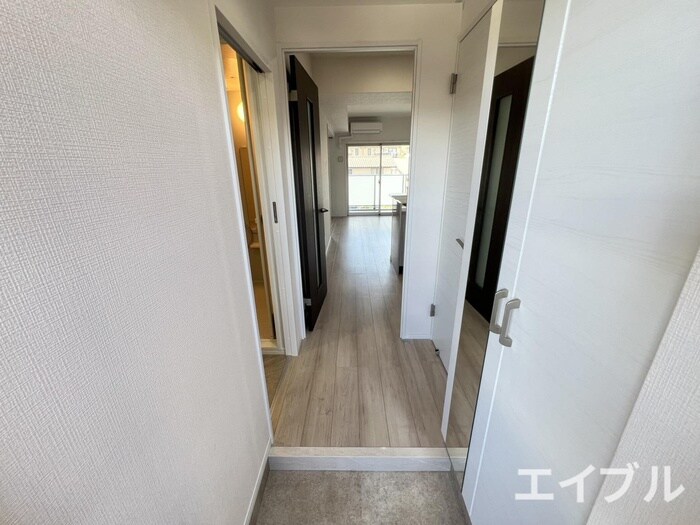 ラシュール・イン寺塚の物件内観写真