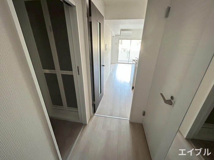 ラシュール・イン寺塚の物件内観写真