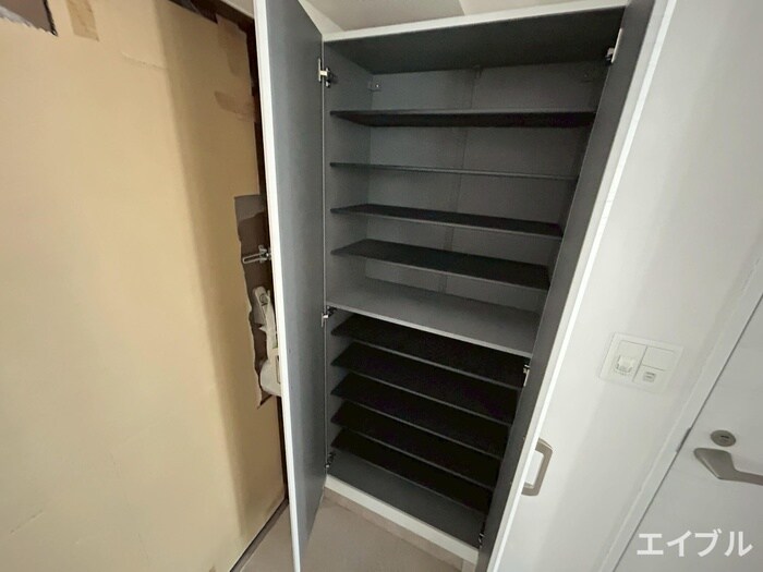 ラシュール・イン寺塚の物件内観写真