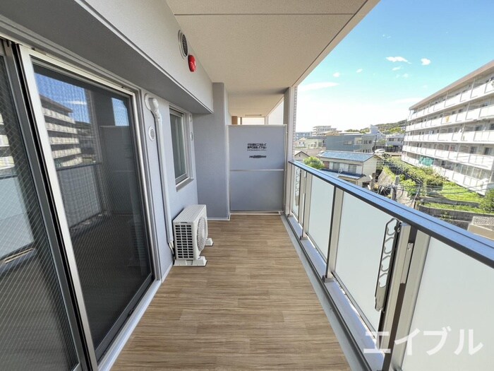 ラシュール・イン寺塚の物件内観写真