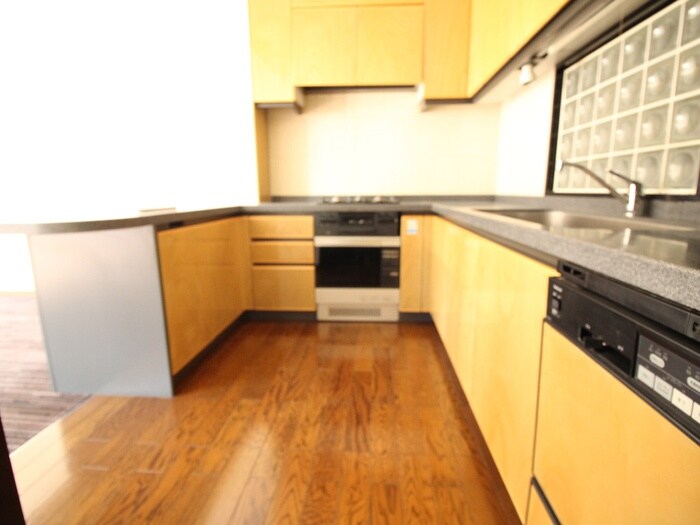 ベルメゾン平尾山荘の物件内観写真