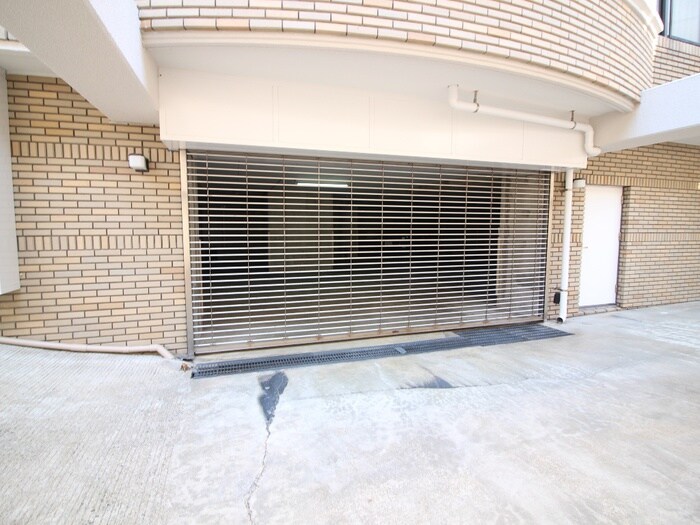 ベルメゾン平尾山荘の物件外観写真