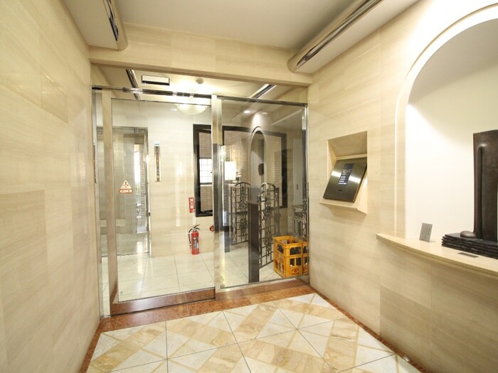 ベルメゾン平尾山荘の物件外観写真