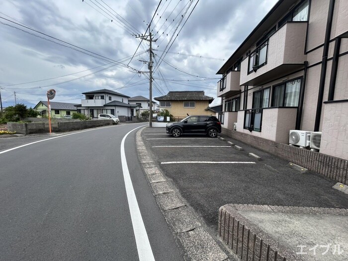 ビーラインＮＲの物件外観写真