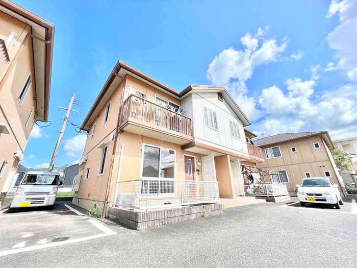 コムハウス参番館の物件外観写真