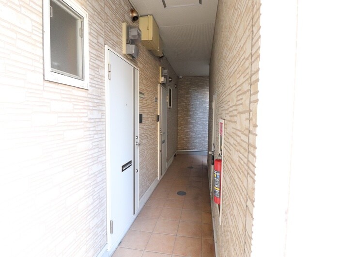 アパートメント・スクエア1番館の物件外観写真