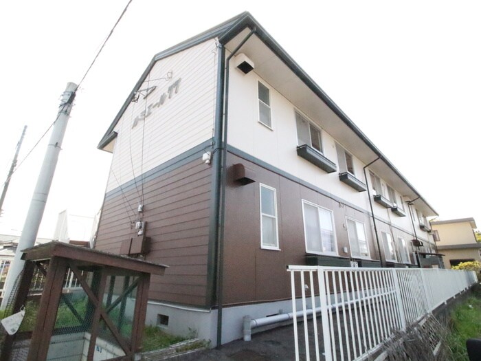 ルミエール７７の物件外観写真