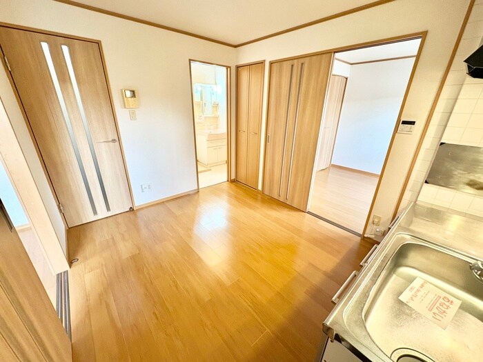 フィオ－レ長行西の物件内観写真