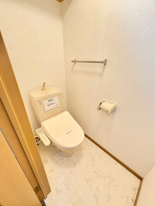 フィオ－レ長行西の物件内観写真