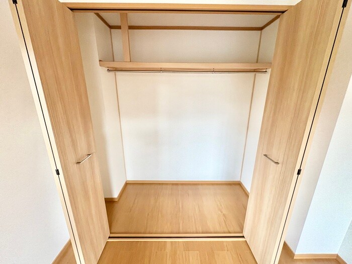 フィオ－レ長行西の物件内観写真