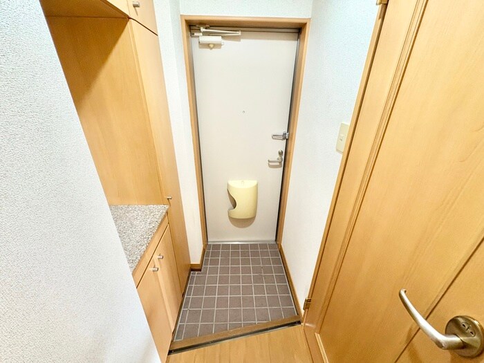 フィオ－レ長行西の物件内観写真