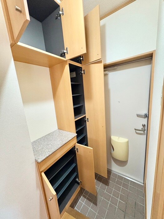 フィオ－レ長行西の物件内観写真