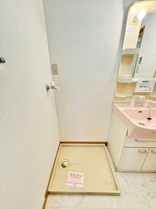 フィオ－レ長行西の物件内観写真