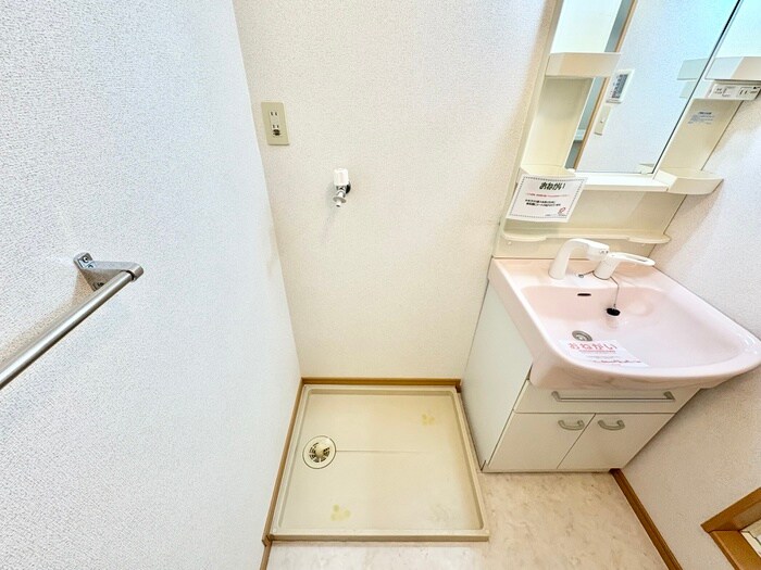 フィオ－レ長行西の物件内観写真