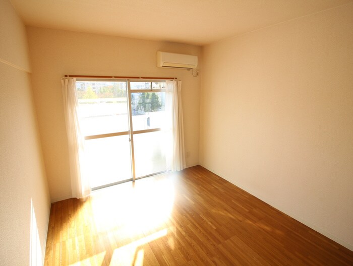 シャトレ徳力の物件内観写真