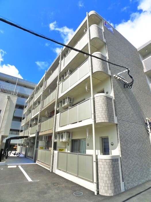 ブルフェヒルズ上竜尾の物件外観写真