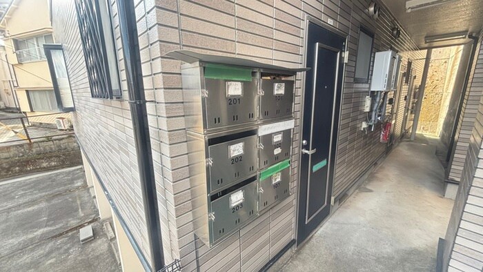 リリィハイツの物件外観写真