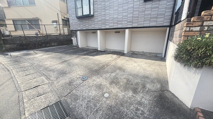 リリィハイツの物件外観写真