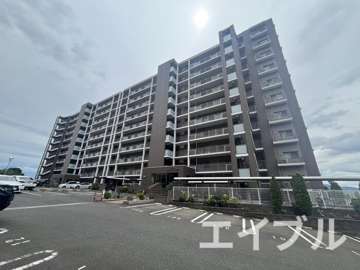 グランデスカイ空港南の物件外観写真