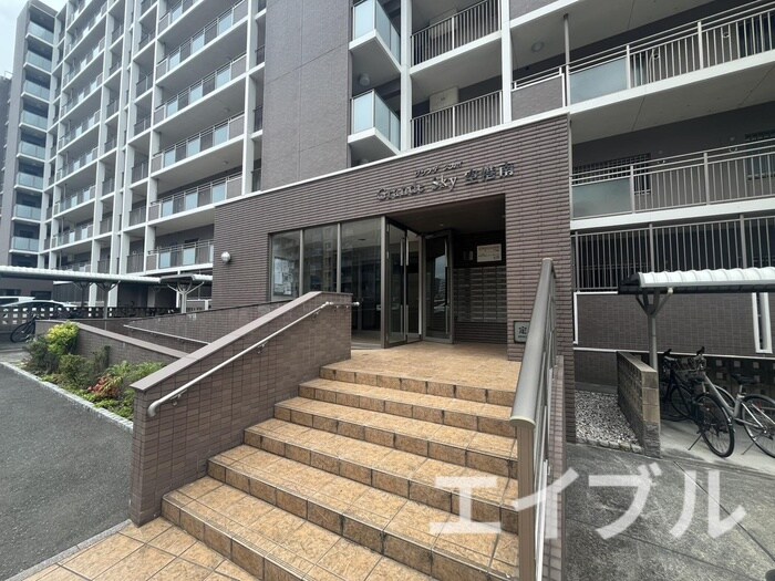 グランデスカイ空港南の物件外観写真