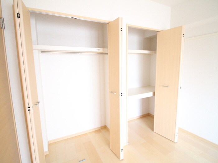 グランデスカイ空港南の物件内観写真