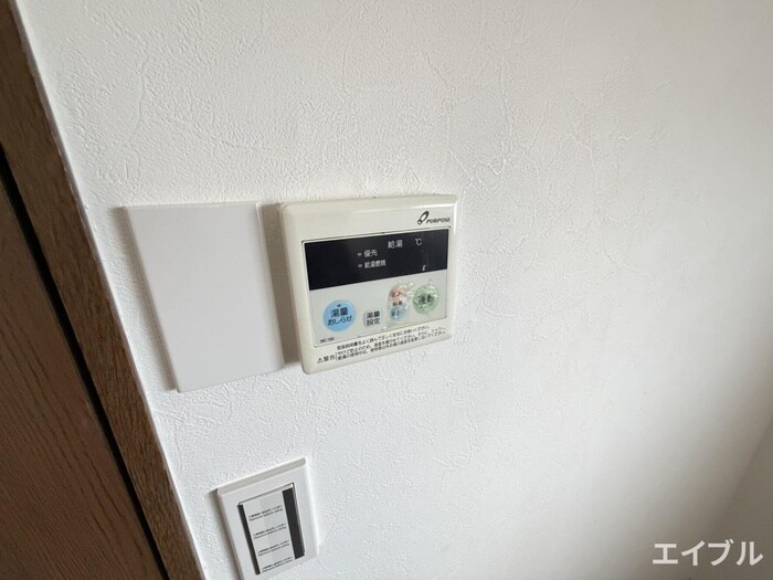 ホワイトヴィラ柏原Ⅰの物件内観写真