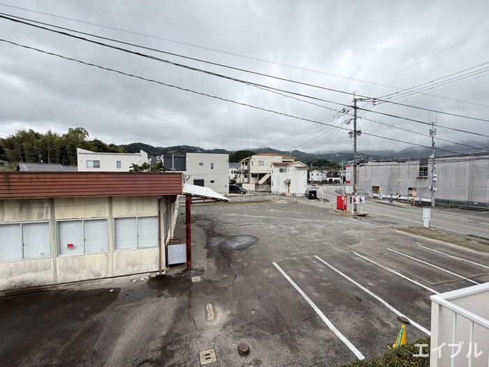 ホワイトヴィラ柏原Ⅰの物件内観写真