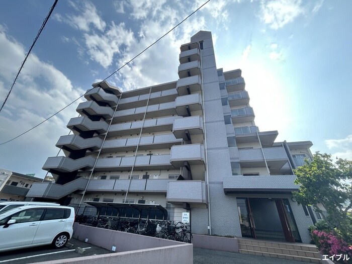 シャトレ苅田Ⅱの物件外観写真