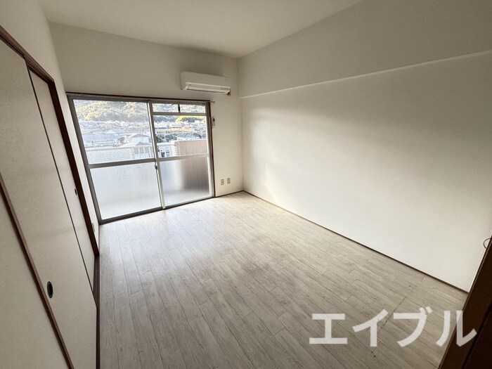 シャトレ苅田Ⅱの物件内観写真