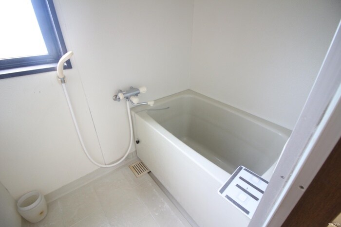 アドヴェル荒江の物件内観写真