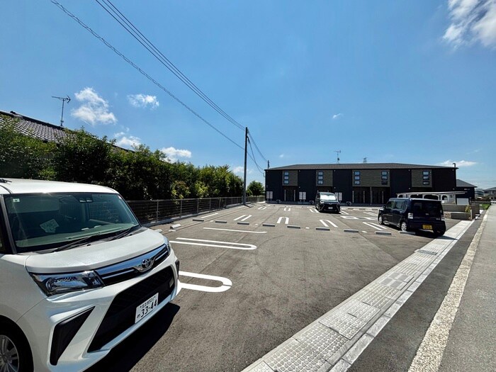 エレガンシアⅠの物件外観写真