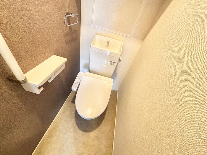 エレガンシアⅠの物件内観写真